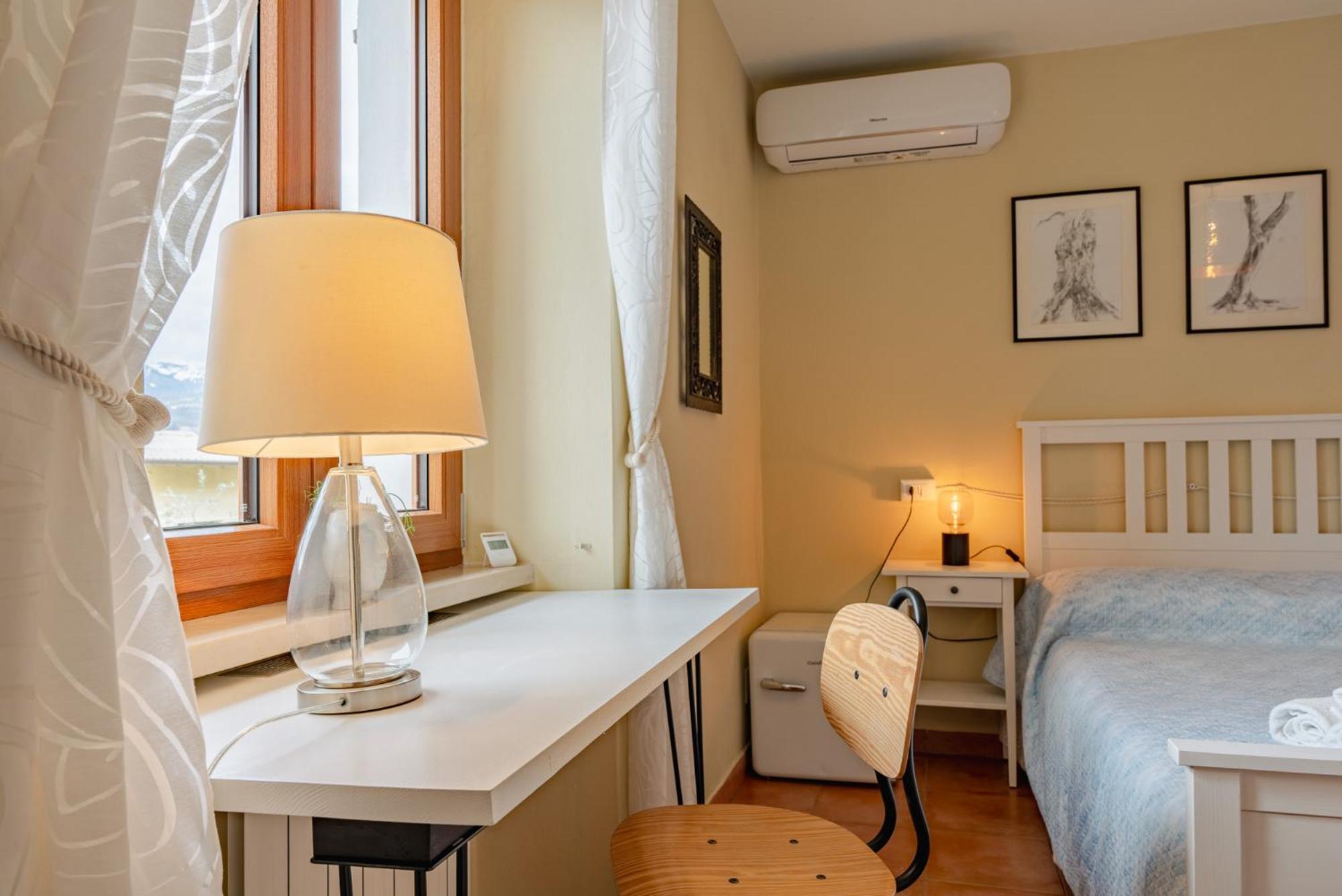 Bed and Breakfast Garda Doma Бренцоне-суль-Гарда Экстерьер фото