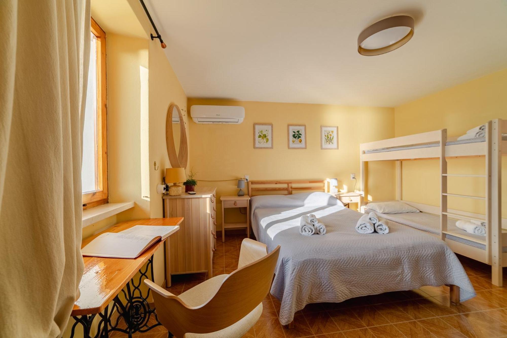 Bed and Breakfast Garda Doma Бренцоне-суль-Гарда Экстерьер фото